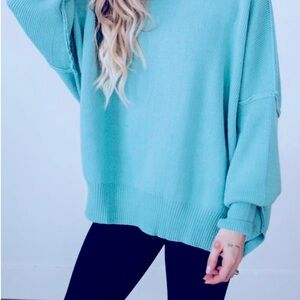 BNWT BEAUTIFUL CHUNKY KNIT SWEATER IN AQUA